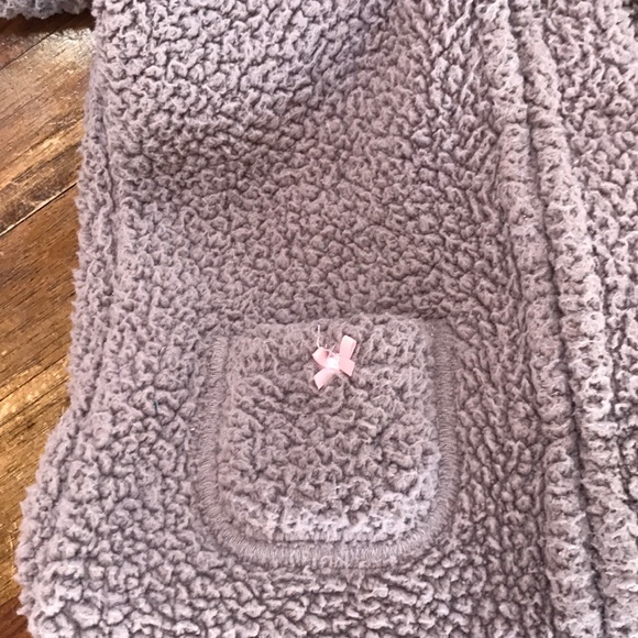 Cutest bear suit! - Picture 2 of 5